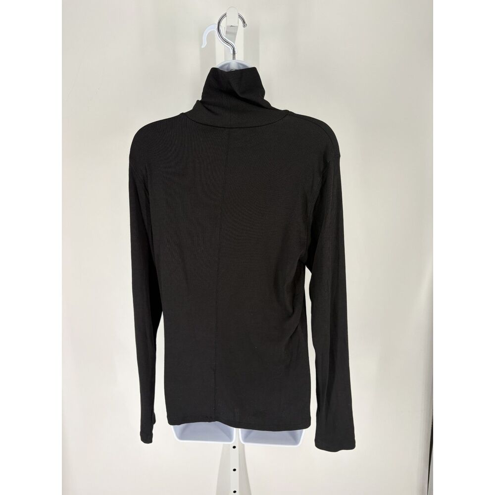 Everlane Luxe Rib Turtleneck in Black - Picture 3 of 5